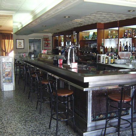 Hostal El Poligono Hotel Lucena Eksteriør billede