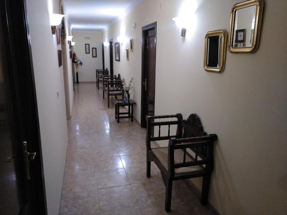 Hostal El Poligono Hotel Lucena Eksteriør billede