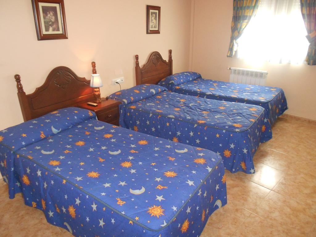 Hostal El Poligono Hotel Lucena Værelse billede